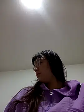 lareinalareinadelanal online show from October 2, 1:18 pm