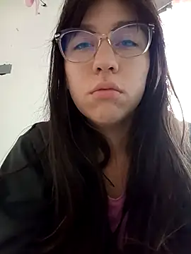 lareinalareinadelanal online show from October 24, 2:13 pm