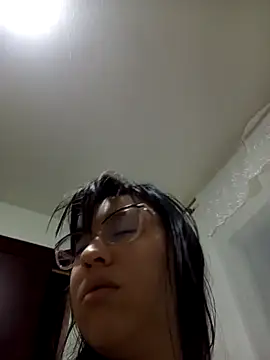 lareinalareinadelanal online show from November 6, 1:23 pm