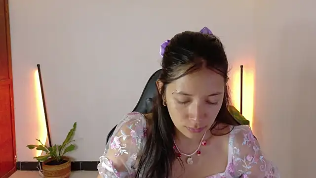 Sarasavage online show from January 8, 12:07 pm