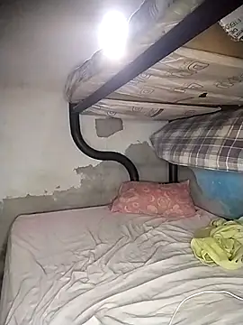 Snapshot of Gabriel_Stone chatting on October 18, 5:35 pm Gabriel Stone online show from October 18, 5:35 pm