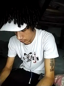 Snapshot of Gabriel_Stone chatting on November 26, 4:24 am Gabriel Stone online show from November 26, 4:24 am