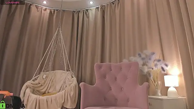 Naomi   Rias online show from October 14, 12:44 am