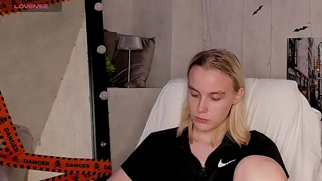 Carolin Miller online show from November 13, 10:25 am