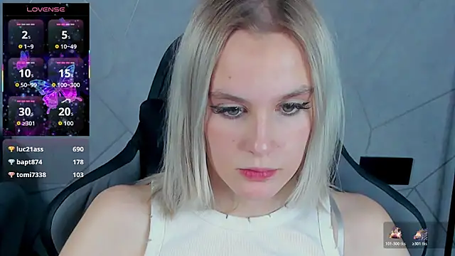 Carolin Miller online show from December 3, 10:08 pm