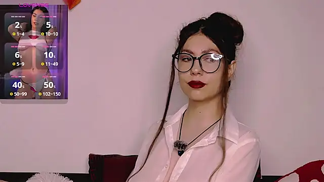 Snapshot of M1kaylaRaven chatting on October 25, 3:25 am M1kaylaRaven online show from October 25, 3:25 am