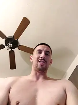 Snapshot of himNIGuys chatting on March 7, 10:01 am himNIGuys online show from March 7, 10:01 am