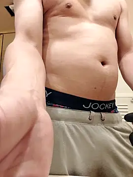 Snapshot of himNIGuys chatting on March 12, 1:23 am himNIGuys online show from March 12, 1:23 am