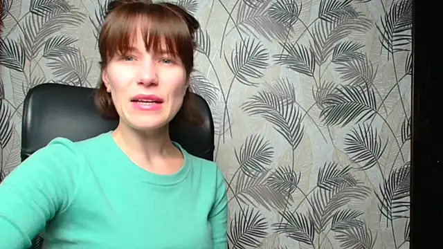 Snapshot of Kelly_Kisss chatting on September 28, 5:18 pm Kelly Kisss online show from September 28, 5:18 pm