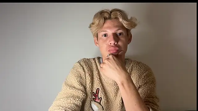 pbyariel- online show from October 8, 9:34 pm