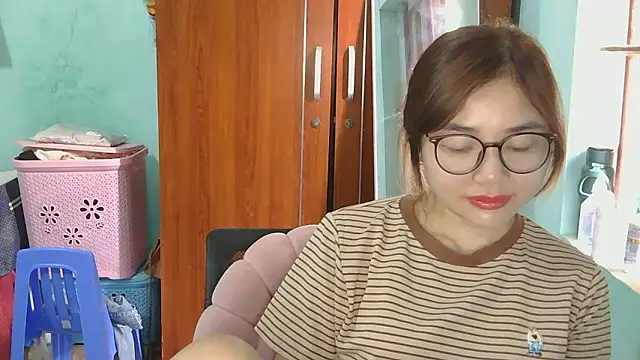 Uhem112 online show from October 10, 1:26 am