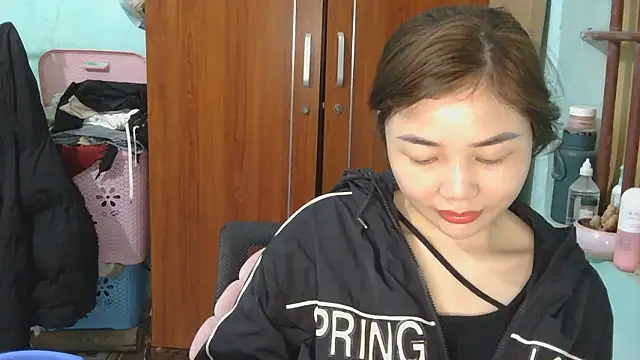 Uhem112 online show from December 3, 12:51 am