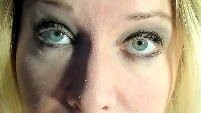 Naughty  Slave online show from January 1, 9:28 am