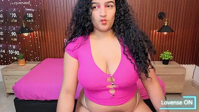 ElectraRose  online show from January 17, 12:10 pm