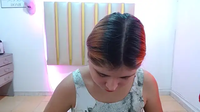 keilicita tonny 18 online show from December 19, 5:09 pm