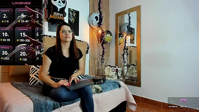 Snapshot of _samanthaa_foxx chatting on October 17, 11:24 am samanthaa foxx online show from October 17, 11:24 am