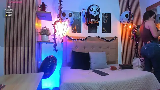 Snapshot of _samanthaa_foxx chatting on October 21, 10:05 am samanthaa foxx online show from October 21, 10:05 am