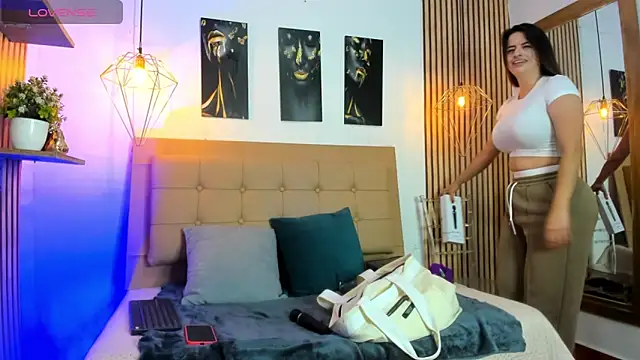 Snapshot of _samanthaa_foxx chatting on November 4, 11:42 am samanthaa foxx online show from November 4, 11:42 am