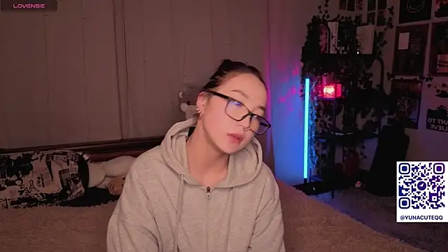 OdetteBiddy online show from January 7, 10:12 pm