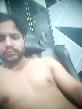 Snapshot of Kartikkartik8595 chatting on March 15, 9:32 pm Kartikkartik8595 online show from March 15, 9:32 pm