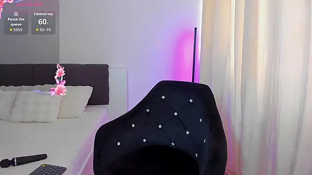 AshleyEttheenn online show from October 12, 11:53 am