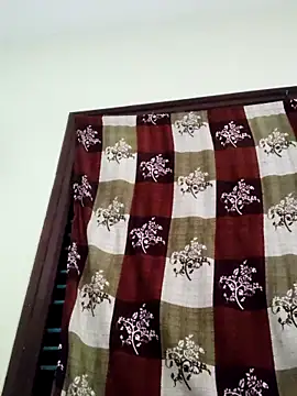 Snapshot of papukurty chatting on February 21, 11:33 am papukurty online show from February 21, 11:33 am