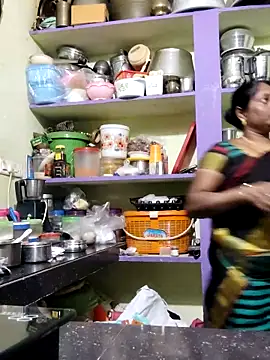 Snapshot of papukurty chatting on March 9, 2:15 am papukurty online show from March 9, 2:15 am