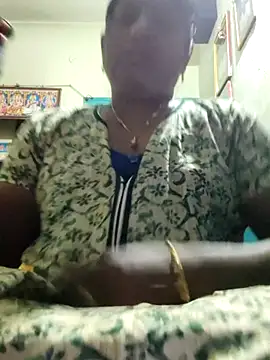 Snapshot of papukurty chatting on March 29, 1:33 pm papukurty online show from March 29, 1:33 pm