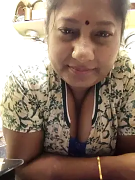 Snapshot of papukurty chatting on March 30, 1:39 am papukurty online show from March 30, 1:39 am