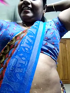 Snapshot of papukurty chatting on March 31, 1:51 am papukurty online show from March 31, 1:51 am