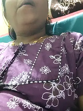 Snapshot of papukurty chatting on April 1, 1:41 pm papukurty online show from April 1, 1:41 pm
