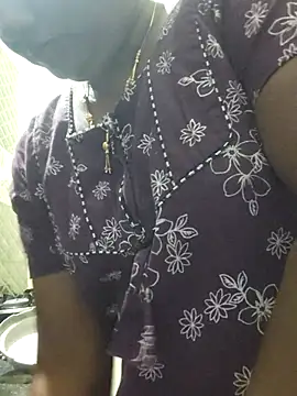 Snapshot of papukurty chatting on April 2, 1:53 pm papukurty online show from April 2, 1:53 pm