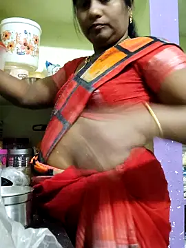Snapshot of papukurty chatting on April 3, 2:04 pm papukurty online show from April 3, 2:04 pm