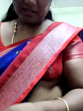 Snapshot of papukurty chatting on April 11, 7:45 am papukurty online show from April 11, 7:45 am