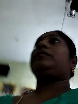 Snapshot of papukurty chatting on April 15, 12:56 pm papukurty online show from April 15, 12:56 pm
