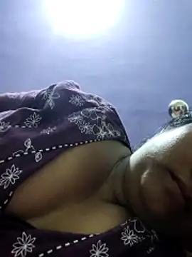 Snapshot of papukurty chatting on April 15, 7:58 pm papukurty online show from April 15, 7:58 pm