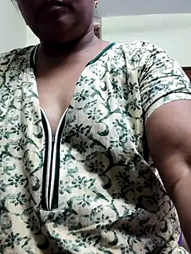 Snapshot of papukurty chatting on April 20, 9:05 pm papukurty online show from April 20, 9:05 pm