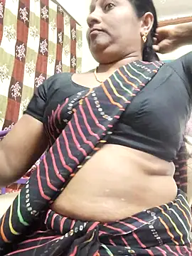 Snapshot of papukurty chatting on April 30, 8:20 am papukurty online show from April 30, 8:20 am