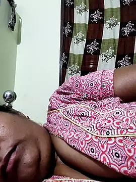 Snapshot of papukurty chatting on April 30, 8:26 pm papukurty online show from April 30, 8:26 pm