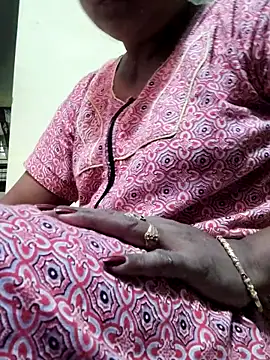 Snapshot of papukurty chatting on May 4, 4:30 am papukurty online show from May 4, 4:30 am