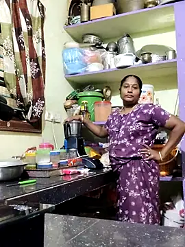 Snapshot of papukurty chatting on May 22, 2:51 am papukurty online show from May 22, 2:51 am