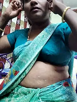 Snapshot of papukurty chatting on May 25, 8:20 am papukurty online show from May 25, 8:20 am