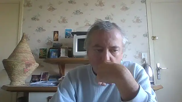 Snapshot of gegevincent chatting on October 12, 1:21 pm gegevincent online show from October 12, 1:21 pm