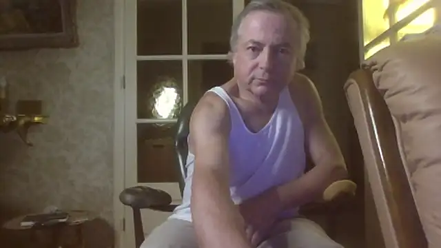 Snapshot of gegevincent chatting on June 13, 9:35 pm gegevincent online show from June 13, 9:35 pm