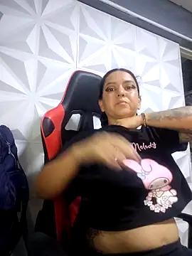 Abbyjoness21 online show from March 29, 2:28 pm