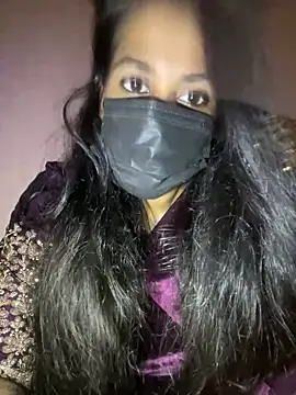 umairahaasan 1 online show from April 8, 10:26 am