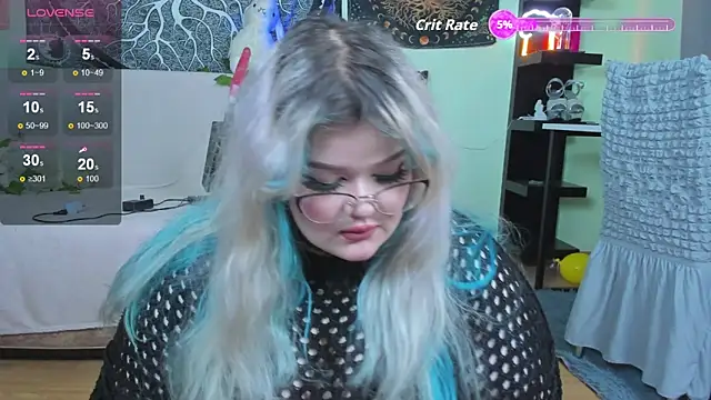 Snapshot of _CandyM1lky_ chatting on November 28, 6:38 am CandyM1lky online show from November 28, 6:38 am