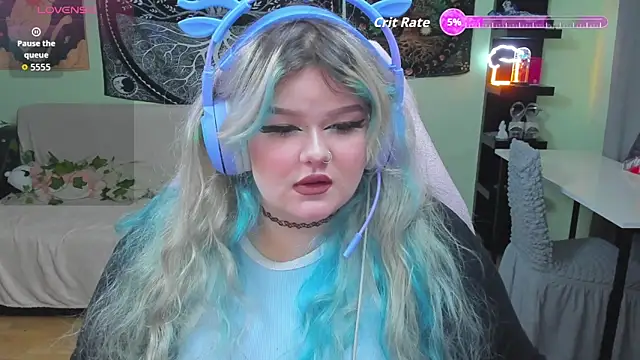 Snapshot of _CandyM1lky_ chatting on November 29, 7:00 am CandyM1lky online show from November 29, 7:00 am