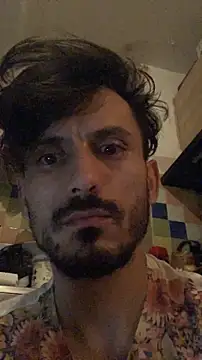 Snapshot of halx95 chatting on December 15, 6:06 am halx95 online show from December 15, 6:06 am