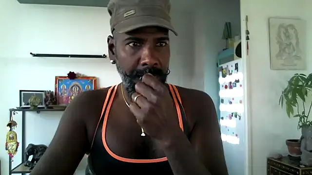 Snapshot of frenchblackc31 chatting on October 14, 3:46 pm frenchblackc31 online show from October 14, 3:46 pm